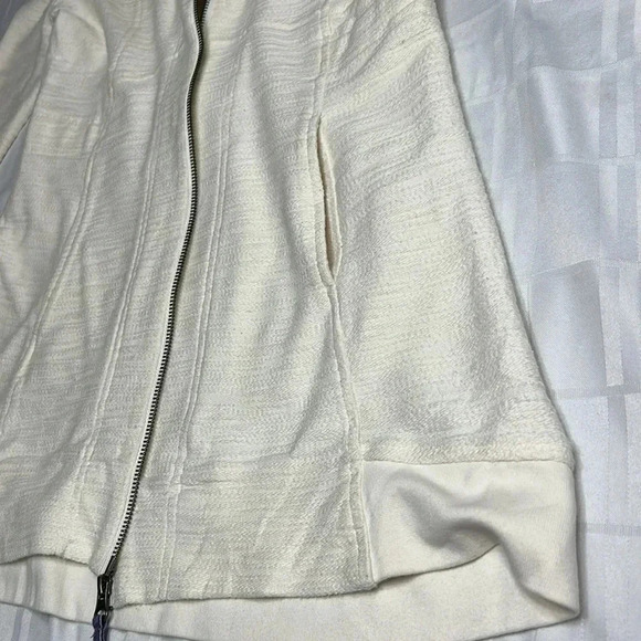 ANTHROPOLOGIE SATURDAY SUNDAY  QUINN CREAM COLOR JACKET,FRONT ZIP, ROLL UP cuff - Picture 13 of 13